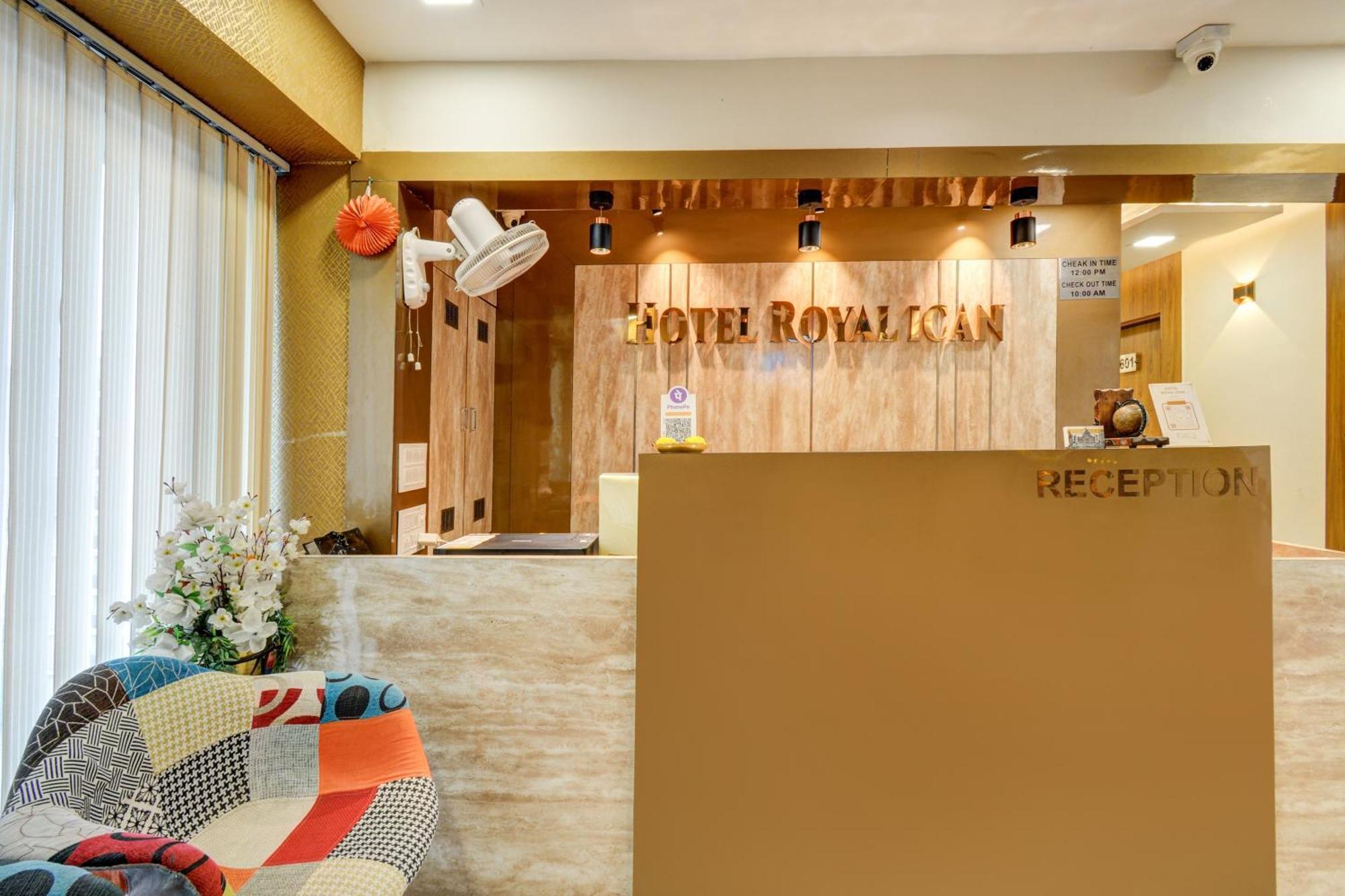 Hotel Royal Ican Sindhubhavan Road Amhedabad Dış mekan fotoğraf
